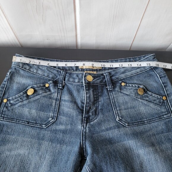 Y2K Hybrid & Company Cotton Denim Flare Jeans, Women’s Sz 11, Button Detail EUC - Picture 10 of 12